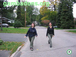 Cousines gambadeuses -style �l�gant-
